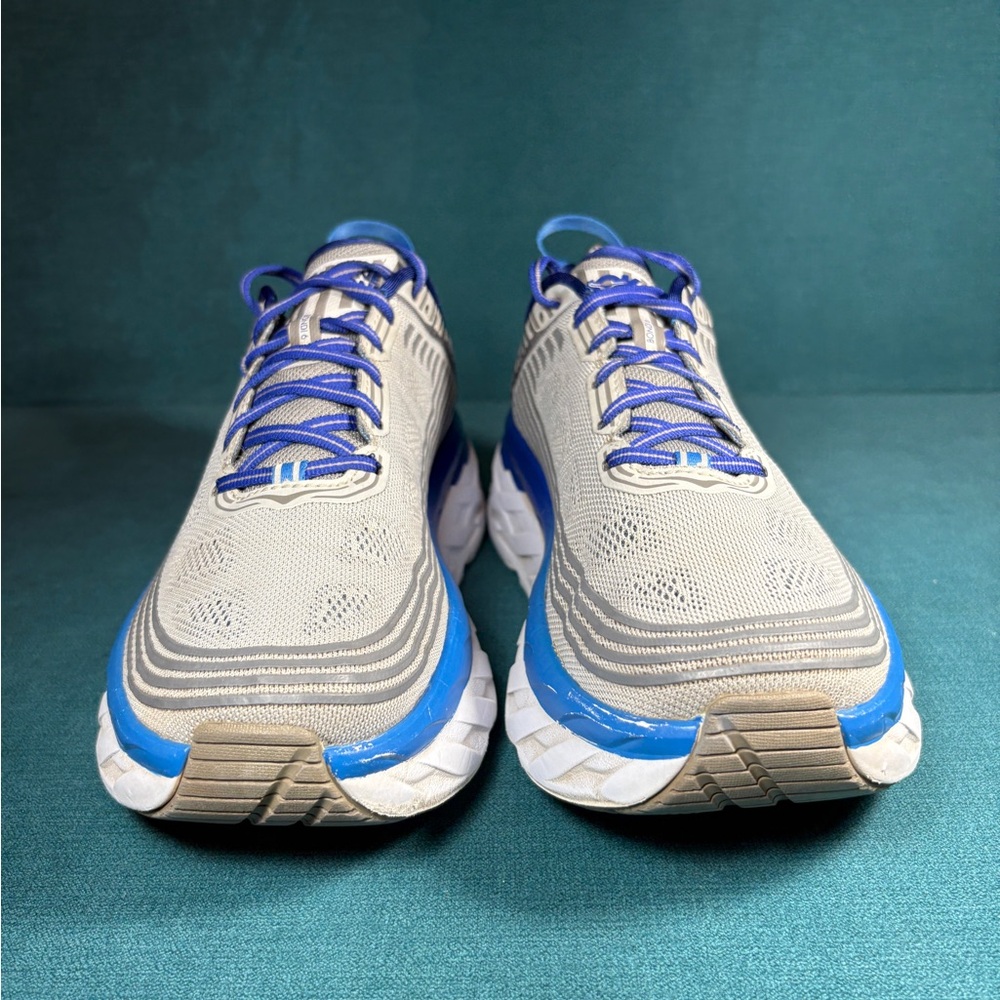Size 10.5 - Men’s Hoka One Bondi 6 gray shoes - Picture 5 of 9